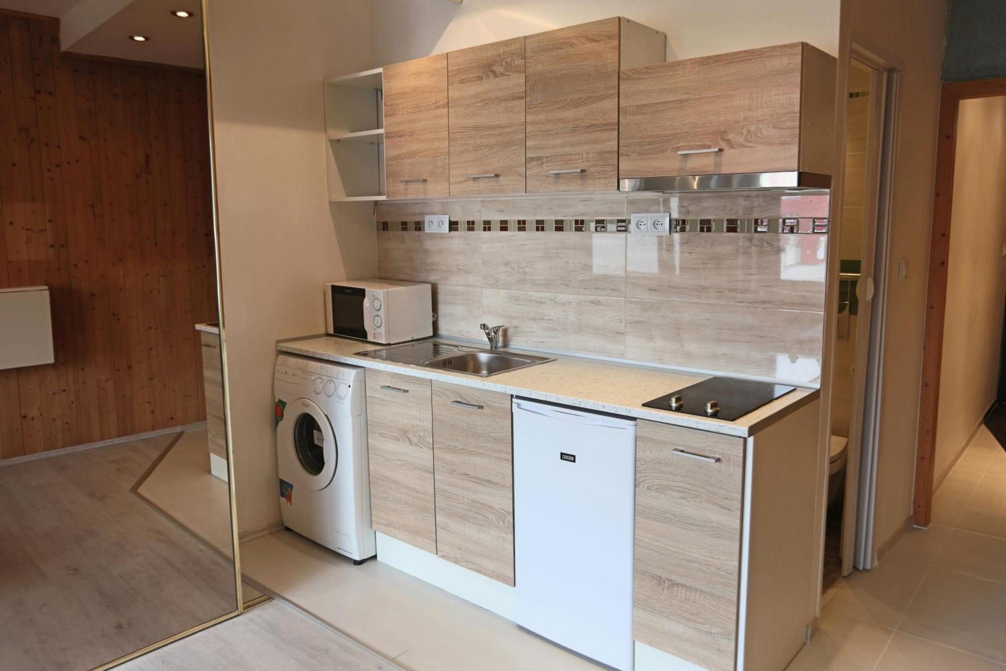 Simply City Bratislava Ngoại thất bức ảnh